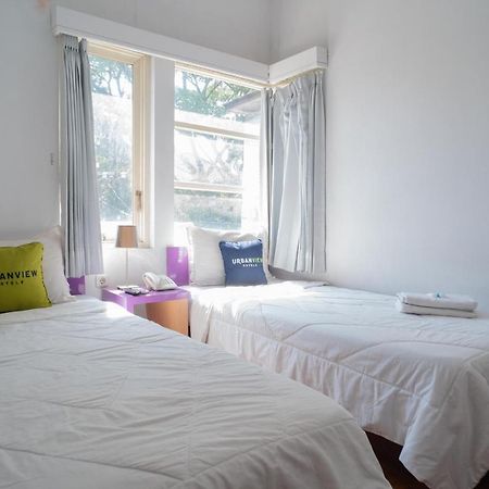 Urbanview Hotel Fiffa Kauman Malang Ngoại thất bức ảnh