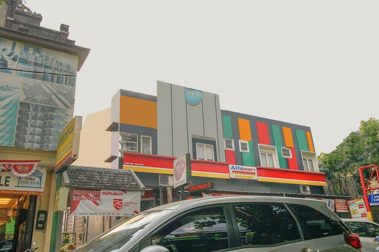 Urbanview Hotel Fiffa Kauman Malang Ngoại thất bức ảnh